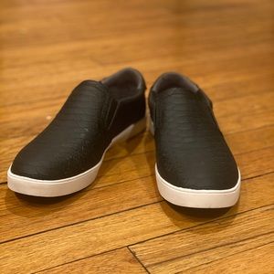 Leather Shoes (faux)